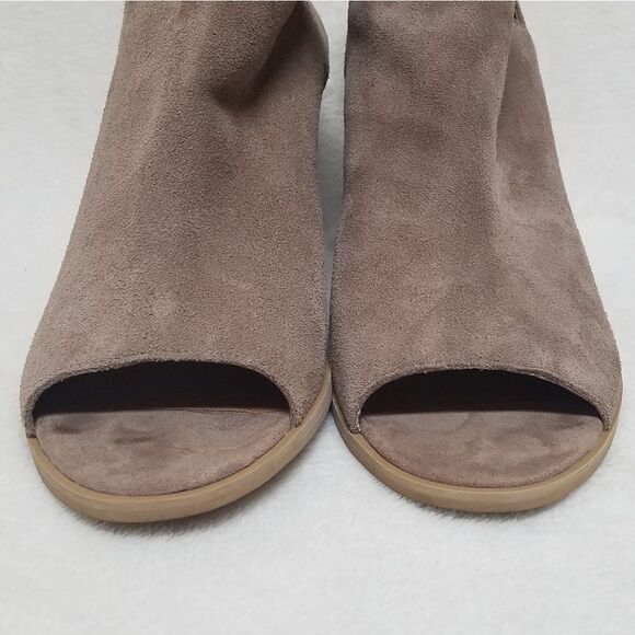 ANTHROPOLOGIE Susina Carina Suede Open Toe Bootie - Picture 8 of 16